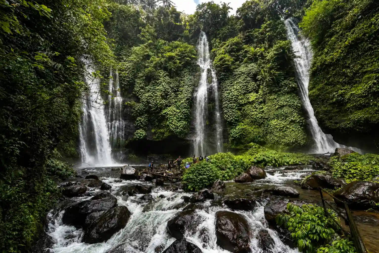 Lemukih Bali waterfall
